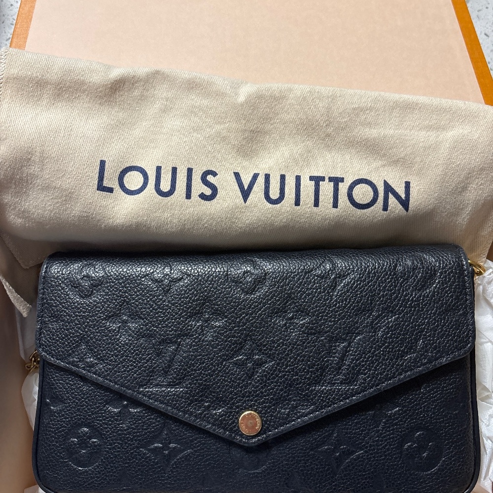 Louis Vuitton Pochette Félicie Empreinte Leather Chain Wallet – Black